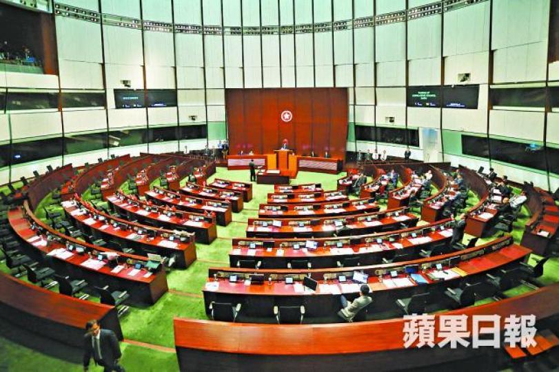 ■選管會昨公佈，計劃於明年3月11日先就3個直選及1個功能組別議席進行補選。