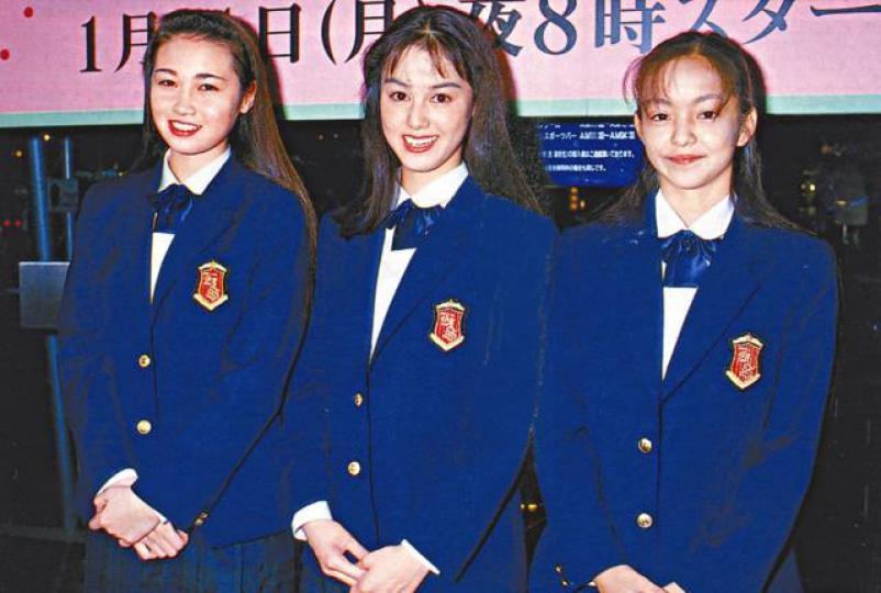 ■15歲的安室（右）當年以跳舞組合加入藝能界。資料圖片