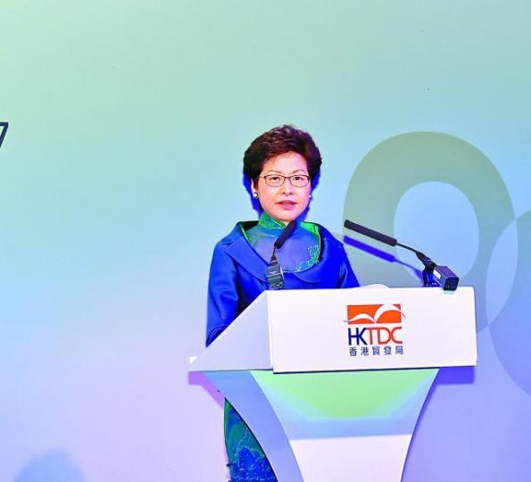 ■林鄭於倫敦致辭時，指批評港法治的人不尊重法官。