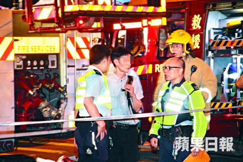 ■肇事城巴車長（中）涉嫌危險駕駛導致他人死亡被捕。
