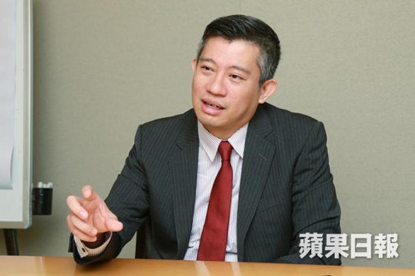 ■王玉麟指提取收益產品與年金類似，最大分別在於不保長壽風險。　張柏基攝
