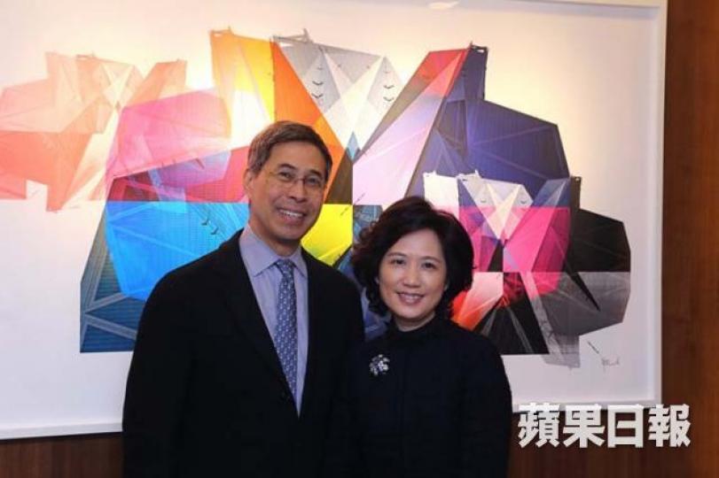 ■貝禮中（左）憶述新中銀大廈興建期間，經常要來港監督工程，每次總入住希爾頓酒店。