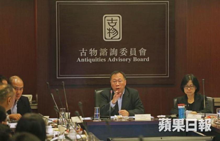 ■古諮會主席林筱魯（中）
