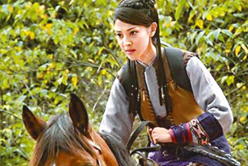 ■陳凱琳背劇本要用拼音，祖藍直斥無綫不應安排她拍古裝。資料圖片