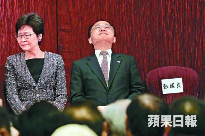 ■中聯辦主任王志民昨與特首林鄭月娥出席新聞界國慶酒會，是王上任後首個出席的公開活動。許頌明攝
