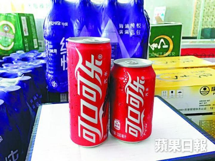 ■去年推出的瘦身版「摩登罐」可樂，較傳統矮罐更節省成本。范穎琛攝太古飲料中國執董蘇薇■太古飲料積極開拓非汽水業務。