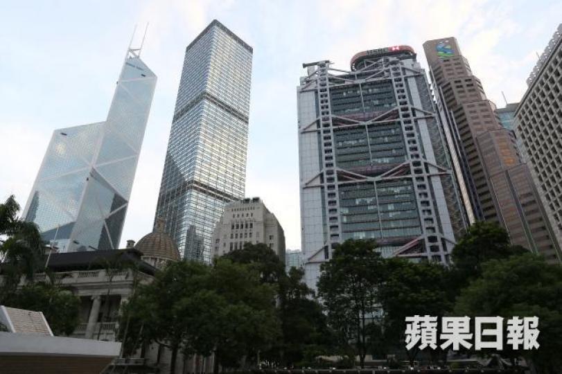 ■香港已經4次沒有跟美國加息，主要是金管局在過去幾年推出了8次逆周期措施，令銀行積聚太多熱錢。　資料圖片