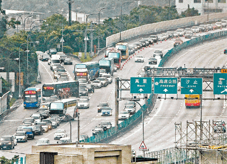 ■台灣國道3號南港連絡道車流不絕。台灣《蘋果日報》