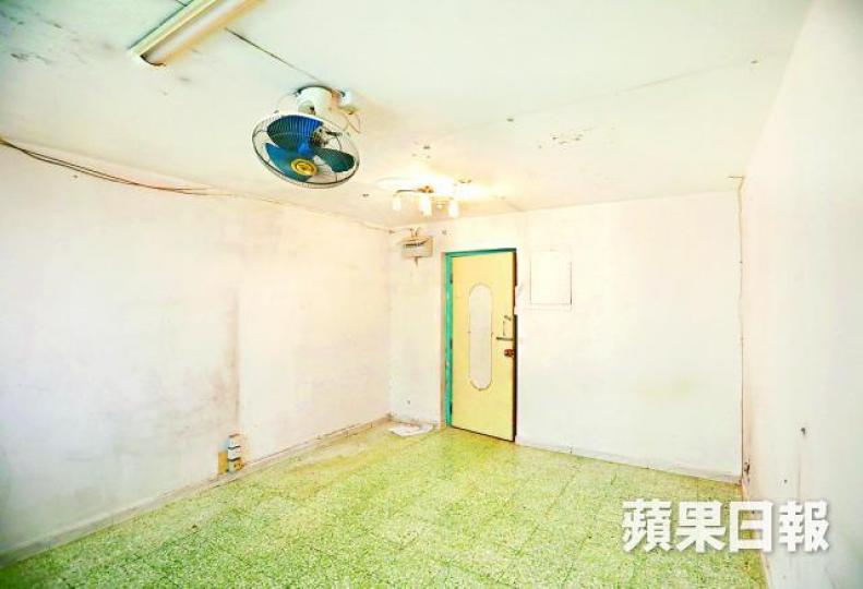 ■本報上月中直擊該山景邨放盤，裝修殘舊不堪。資料圖片