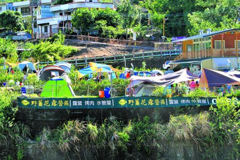 ■露營成為台人最受歡迎的戶外活動之一。台灣《蘋果日報》