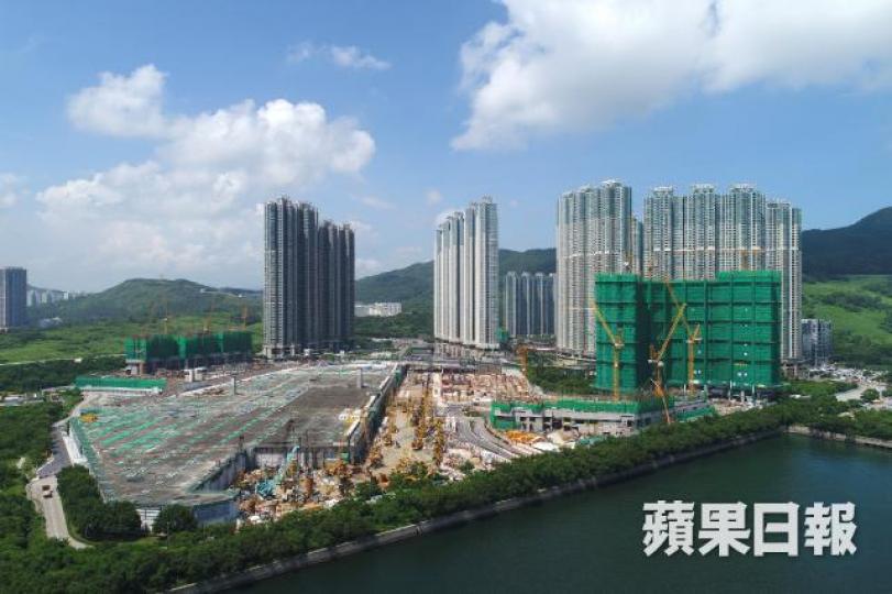 ■日出康城區內3個全新盤合共提供5,124伙，有望於季內推售。
