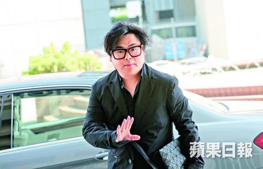 ■何周禮昨指深圳東海花園單位原為娛樂式會所。陳善南攝■曾蔭權昨出席聆訊。 ■何周禮昨指深圳東海花園單位原為娛樂式會所。陳善南攝■曾蔭權昨出席聆訊。
