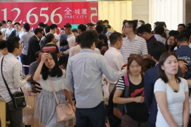 ■全·城匯較附近樓盤低水,質素高,由投資角度出發,相對同期同區新盤,贏面較大。資料圖片 ■全·城匯較附近樓盤低水,質素高,由投資角度出發,相對同期同區新盤,贏面較大。資料圖片