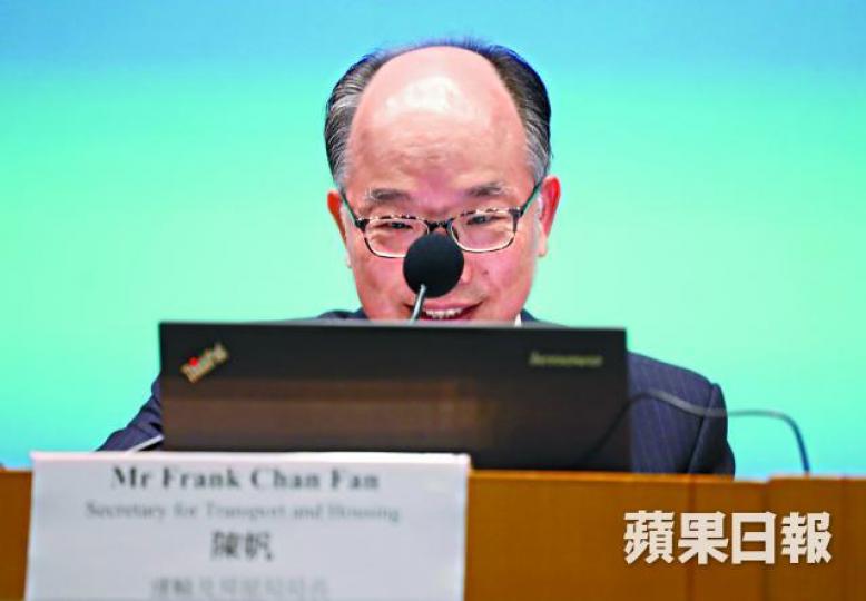 ■運房局長陳帆昨強調綠置居不會減少公屋供應,稱對輪候時間影響不大。朱永倫攝■沙田火炭4,800個新建公屋單位將作綠置居出售。 ■運房局長陳帆昨強調綠置居不會減少公屋供應,稱對輪候時間影響不大。朱永倫攝■沙田火炭4,800個新建公屋單位將作綠置居出售。