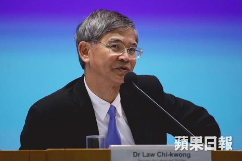 ■勞福局長羅致光表示,樂觀估計3年內可落實增加產假。資料圖片 ■勞福局長羅致光表示,樂觀估計3年內可落實增加產假。資料圖片