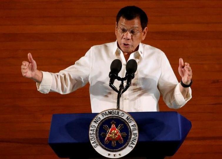 _e123_Afo2y6_duterte01