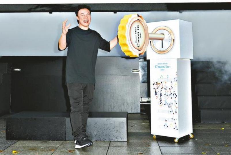 ■陳奕迅為宣傳新國語專輯,昨日到台北出席簽名會。
■陳奕迅為宣傳新國語專輯,昨日到台北出席簽名會。