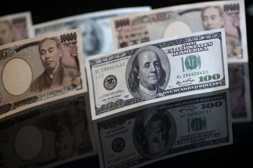■美元兌日圓短期向下機會佔先,短期若失守111.1日圓支持位,將下試110.4日圓。 資料圖片 ■美元兌日圓短期向下機會佔先,短期若失守111.1日圓支持位,將下試110.4日圓。 資料圖片