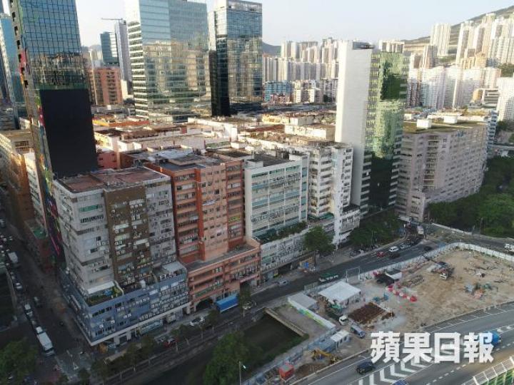 ■今年第3季工廈錄1,496宗成交。
■今年第3季工廈錄1,496宗成交。