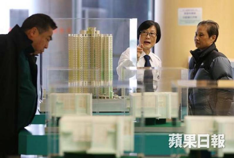 ■施政報告中提到的房屋議題,表面上好似好多現成單位供出市場,但實質有幾多又無提過。 資料圖片 ■施政報告中提到的房屋議題,表面上好似好多現成單位供出市場,但實質有幾多又無提過。 資料圖片