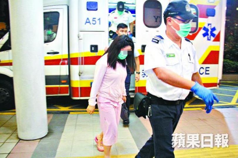 ■疑兇的其中一名女兒事後送院。黎志偉攝