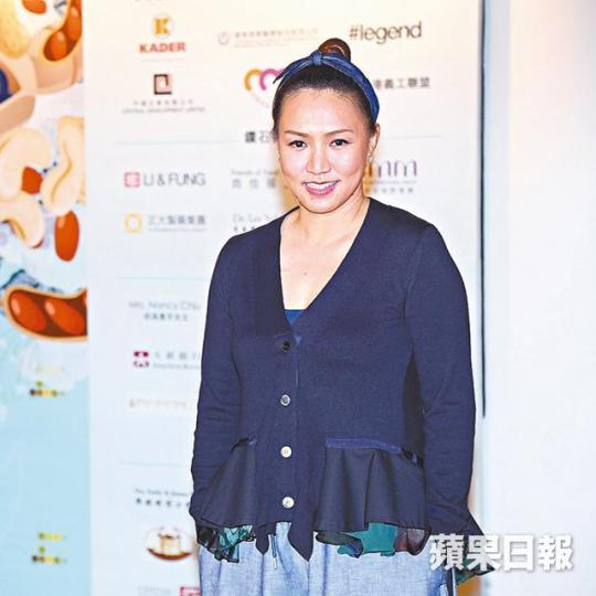 ■黎瑞恩昨日澄清一直沒有與祖藍簽約。■徐子珊將兼讀心理學,一邊讀書一邊搵銀。 ■黎瑞恩昨日澄清一直沒有與祖藍簽約。■徐子珊將兼讀心理學,一邊讀書一邊搵銀。