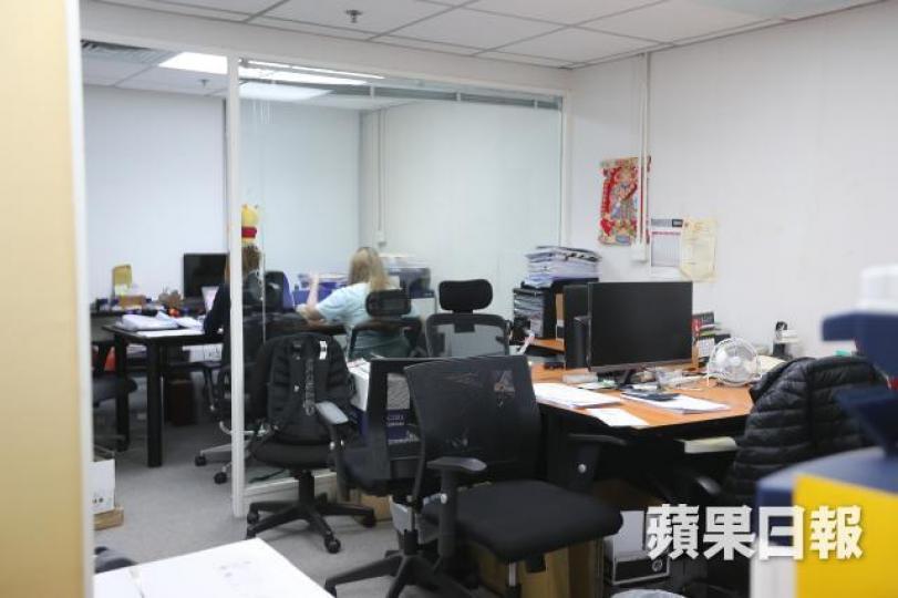 ■香港旺福特位於灣仔的辦公室為兩家秘書公司合租,負責旺福特業務的林小姐表示已就事件報警。 ■香港旺福特位於灣仔的辦公室為兩家秘書公司合租,負責旺福特業務的林小姐表示已就事件報警。