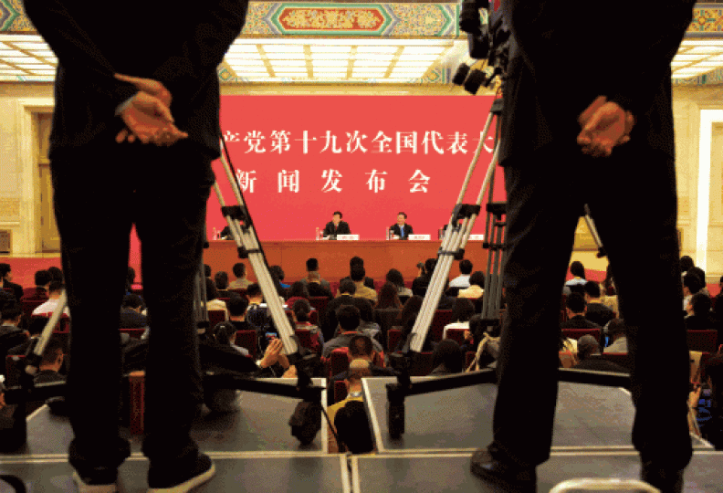 ■有境外媒體昨照帶直播設備入場及使用,沒被阻止。
■有境外媒體昨照帶直播設備入場及使用,沒被阻止。