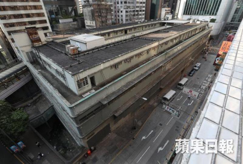 ■韋志成指中環街市內部失修,需在活化前復修。資料圖片 ■韋志成指中環街市內部失修,需在活化前復修。資料圖片