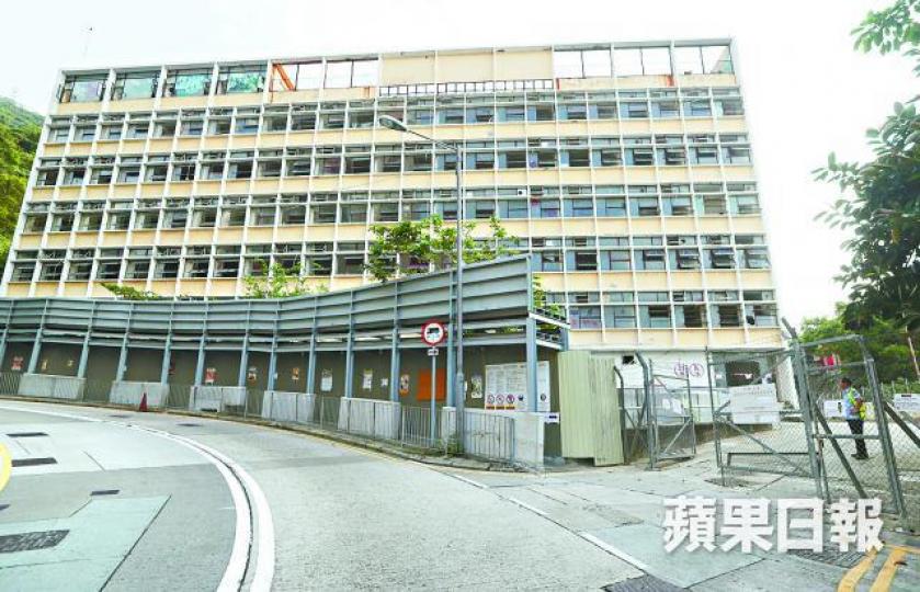 ■建築師學會倡改裝空置校舍成過渡屋;圖為前香港學堂。 ■建築師學會倡改裝空置校舍成過渡屋;圖為前香港學堂。