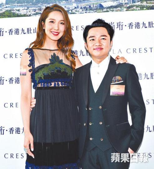 ■王祖藍和李亞男昨到九肚山睇豪宅。 ■王祖藍和李亞男昨到九肚山睇豪宅。
