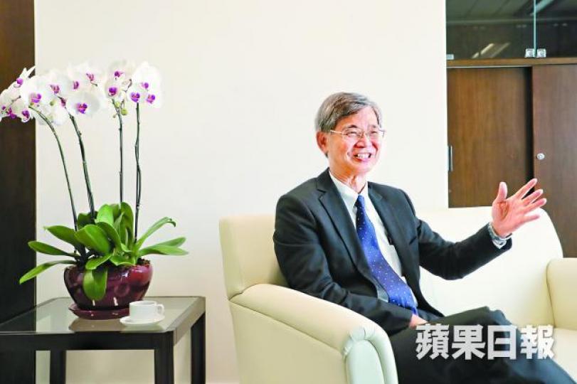 ■羅致光指商界曾提出為取消對沖額外供款1%,他認為可以考慮。許頌明攝 ■羅致光指商界曾提出為取消對沖額外供款1%,他認為可以考慮。許頌明攝