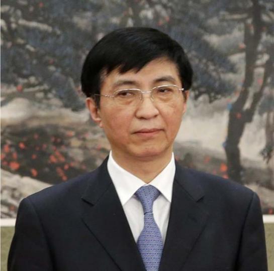 ■1995年,王滬寧被江澤民欽點為智囊,至今為三朝帝師,位極人臣。 資料圖片 ■1995年,王滬寧被江澤民欽點為智囊,至今為三朝帝師,位極人臣。 資料圖片