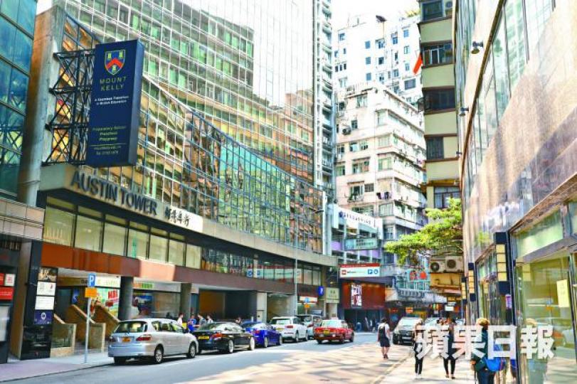 ■尖沙嘴好兆年行部份單位被凱莉山租用並打通。 ■尖沙嘴好兆年行部份單位被凱莉山租用並打通。