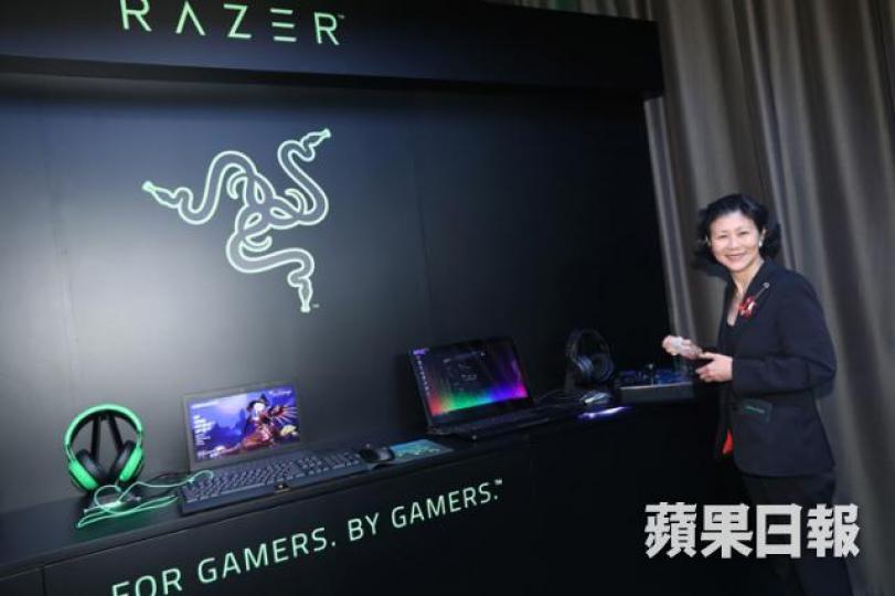 ■向來舉止優雅嘅周凱旋,原來對電競好有興趣。易仰民攝 ■向來舉止優雅嘅周凱旋,原來對電競好有興趣。易仰民攝