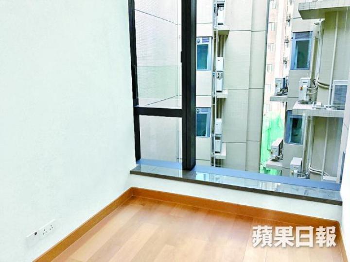 ■Capri第1座高層B室四房戶望藍塘海峽景。馬泉崇攝
■Capri第1座高層B室四房戶望藍塘海峽景。馬泉崇攝