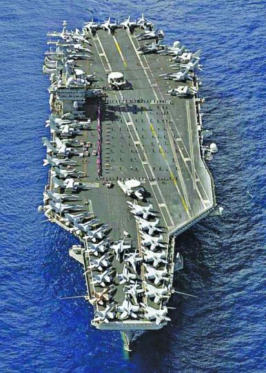 ■「尼米茲號」從中東回美國母港途中,可跟另外兩航母在西太平洋會師。■「列根號」以日本橫須賀為母港,是針對北韓軍事行動的「鐵膽」。 資料圖片 ■「尼米茲號」從中東回美國母港途中,可跟另外兩航母在西太平洋會師。■「列根號」以日本橫須賀為母港,是針對北韓軍事行動的「鐵膽」。 資料圖片