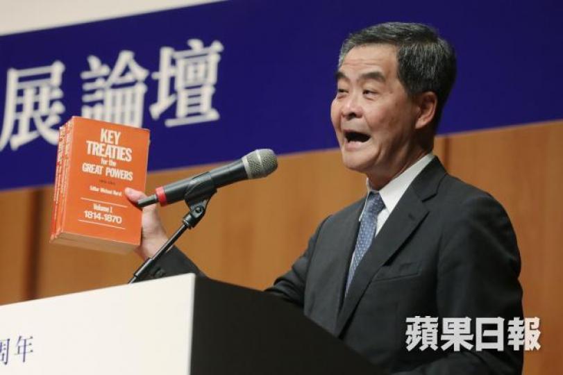 梁振英 梁振英