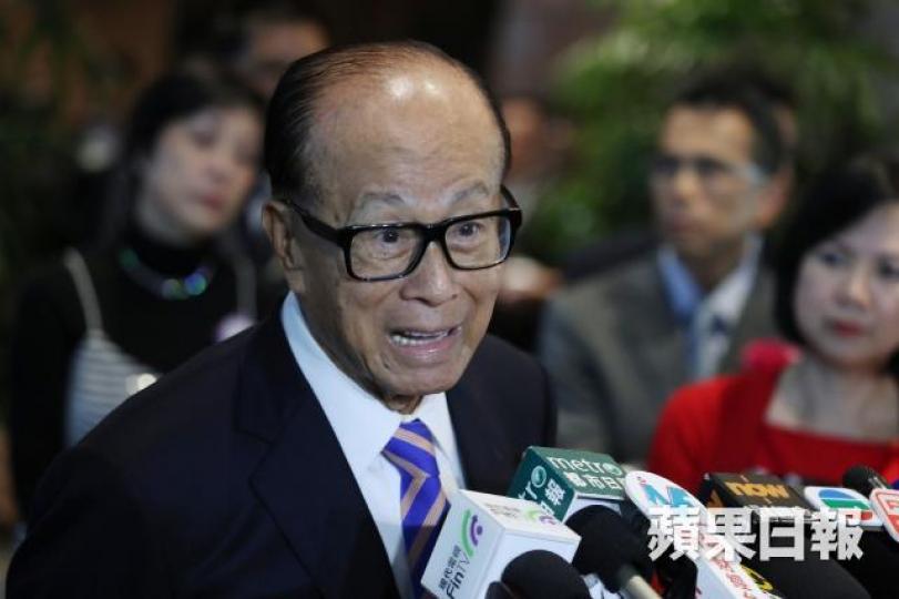 ■誠哥賣中環中心,說到底都是回報率高低的計算。資料圖片 ■誠哥賣中環中心,說到底都是回報率高低的計算。資料圖片