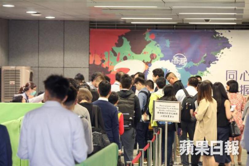 ■中央政策組招聘簡介會吸引500人到場。 ■中央政策組招聘簡介會吸引500人到場。