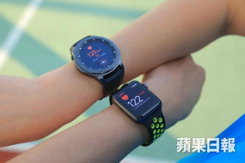 ■有心跳監測功能的智能手錶。 ■有心跳監測功能的智能手錶。