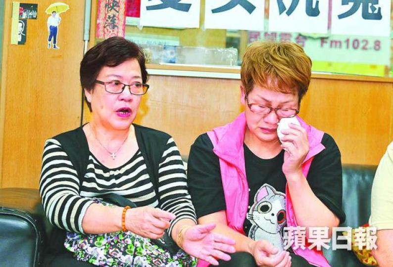 ■姑母(左)及母親(右)質疑羅海恩墮樓事件疑點重重。李錦華攝死者羅海恩 ■姑母(左)及母親(右)質疑羅海恩墮樓事件疑點重重。李錦華攝死者羅海恩