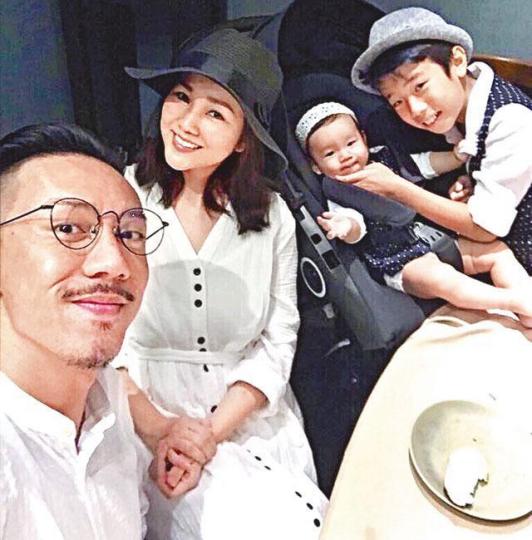 ■張繼聰於事業上發圍,太太謝安琪亦安心照顧一對仔女。互聯網圖片
■張繼聰於事業上發圍,太太謝安琪亦安心照顧一對仔女。互聯網圖片
