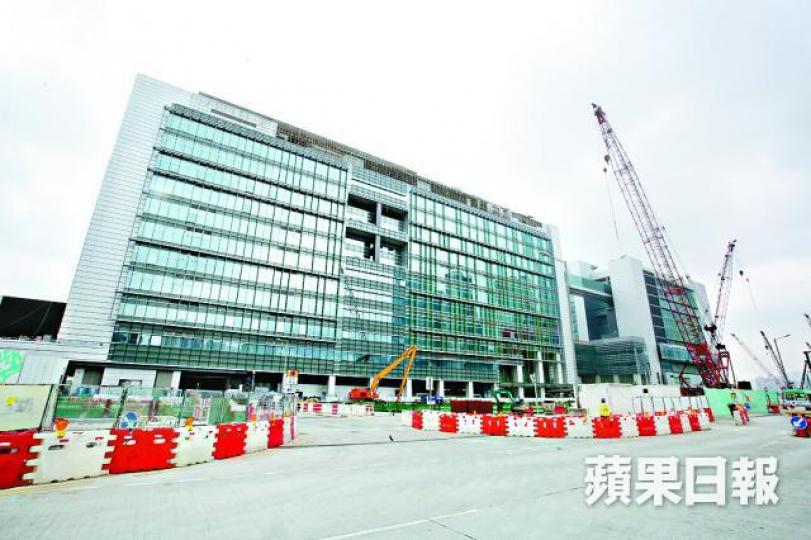 ■香港兒童醫院近日已拆除外牆棚架,料明年底正式啟用。 ■香港兒童醫院近日已拆除外牆棚架,料明年底正式啟用。