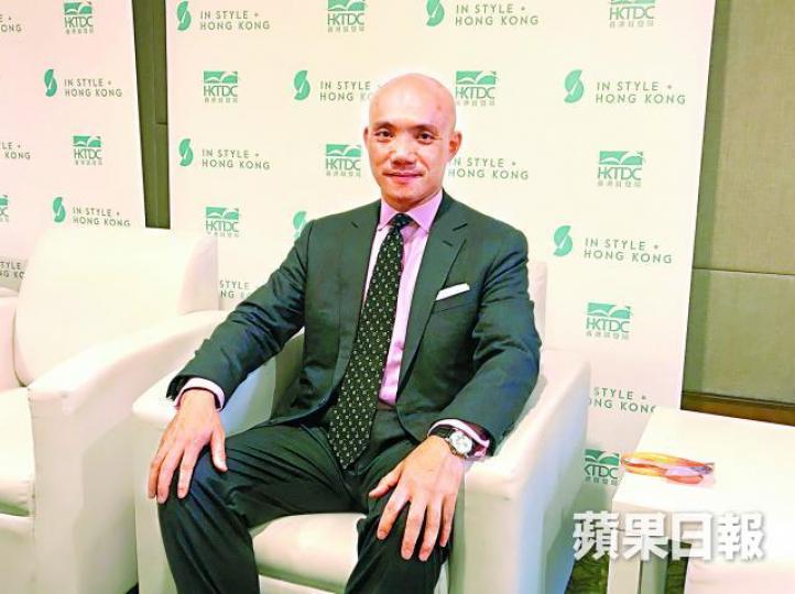 ■惠理基金投資董事鍾民頴看好內銀及內險股後市走勢。周家誠攝 ■惠理基金投資董事鍾民頴看好內銀及內險股後市走勢。周家誠攝