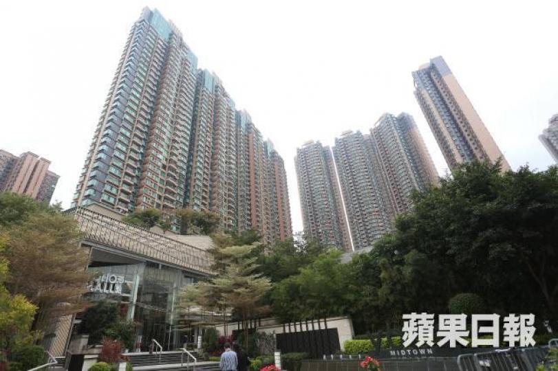 ■元朗YOHO Midtown近日一個三房單位以1,380萬元成交。資料圖片
■元朗YOHO Midtown近日一個三房單位以1,380萬元成交。資料圖片