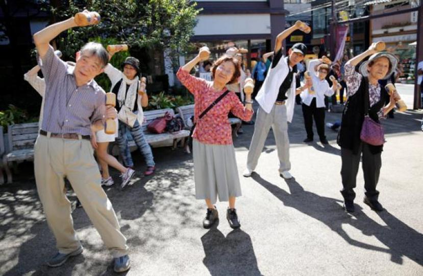 ■日本人口超過四分之一是65歲以上的老人。 ■日本人口超過四分之一是65歲以上的老人。