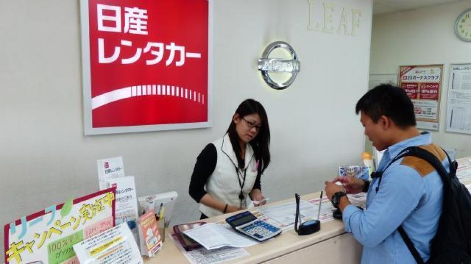 ■租車自駕遊V後還車宜拍照為記,並按需要購買保險。資料圖片 ■租車自駕遊V後還車宜拍照為記,並按需要購買保險。資料圖片