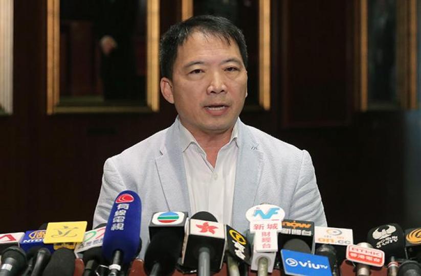 ■民主派昨率先發動拉布戰,可惜出師不利。 ■民主派昨率先發動拉布戰,可惜出師不利。