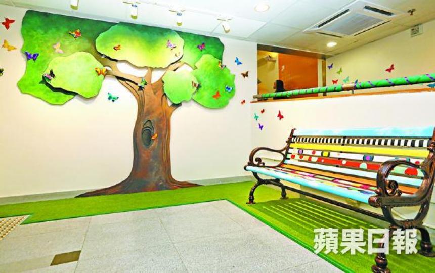 ■瑪麗醫院「種」了一棵「愛心樹」,表揚捐贈者無私精神。 ■瑪麗醫院「種」了一棵「愛心樹」,表揚捐贈者無私精神。